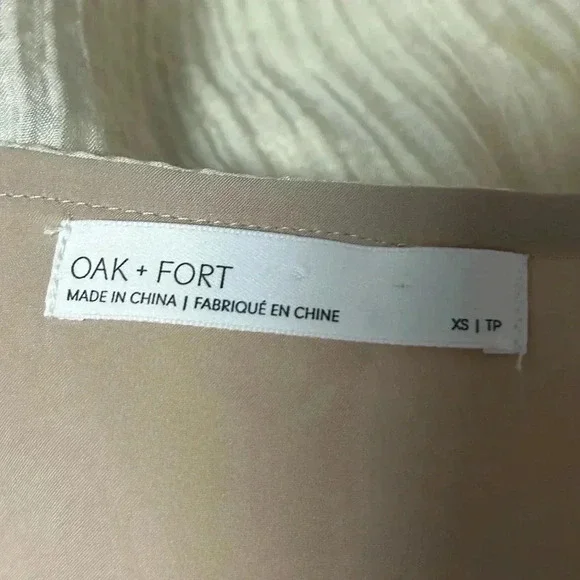 Oak + Fort Crop  Top - Picture 4 of 6